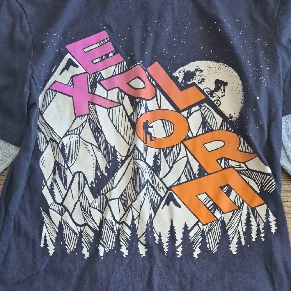 Tee - Picture 3 of 5